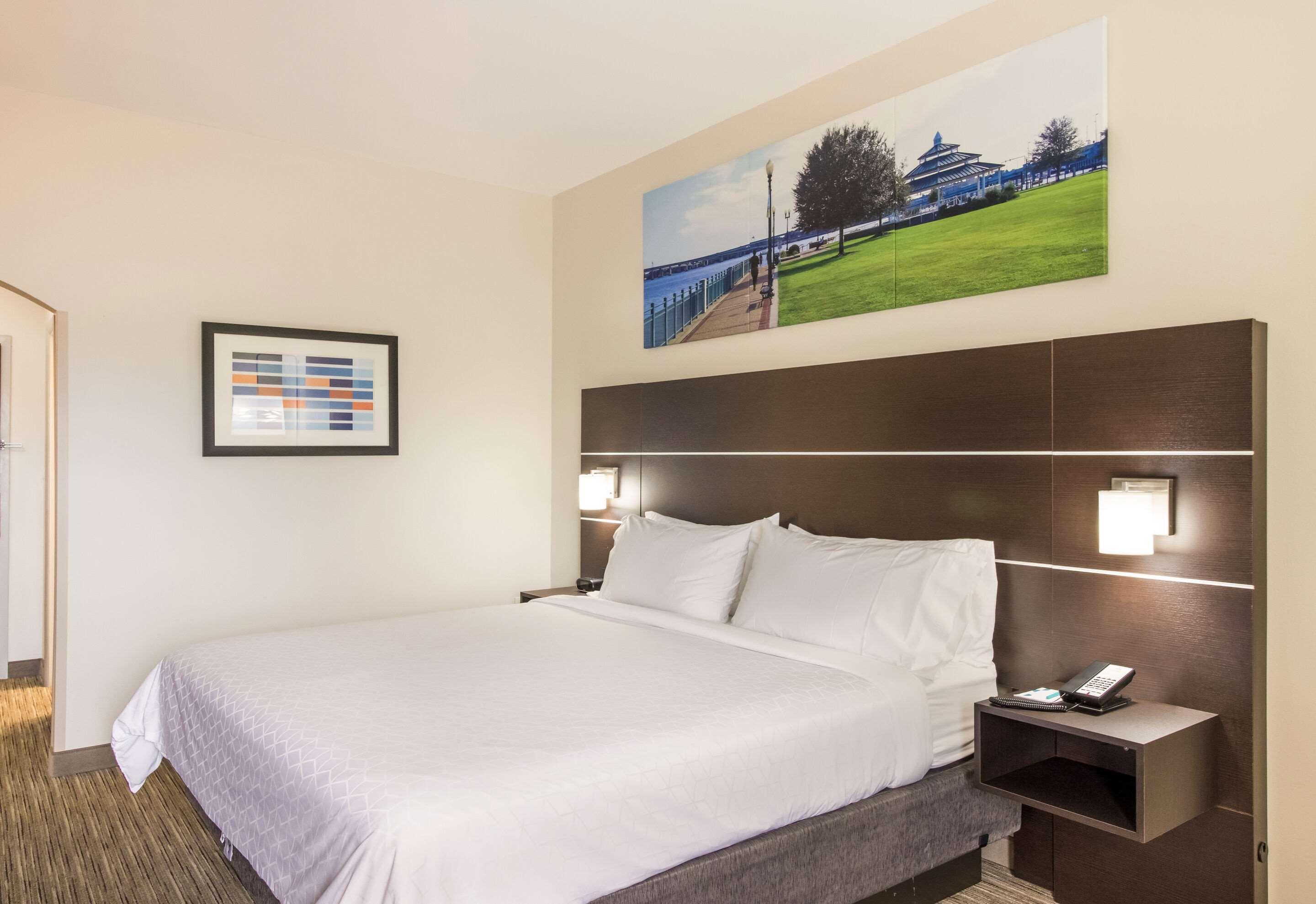Hotel Clarion Pointe New Bern Exterior foto
